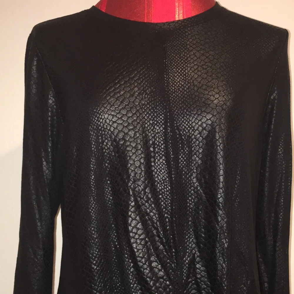 INC International Concepts Black Alligator Print Top. - Picture 5 of 6
